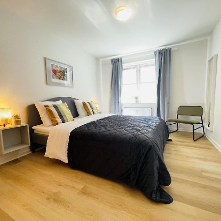 Aday - Central Terrace Apartment In Hjørring Esterno foto