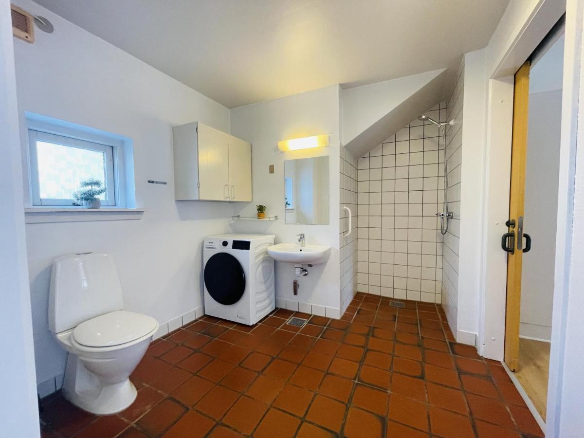Aday - Central Terrace Apartment In Hjørring Esterno foto