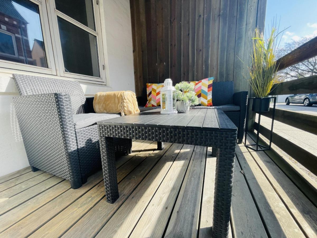 Aday - Central Terrace Apartment In Hjørring Esterno foto