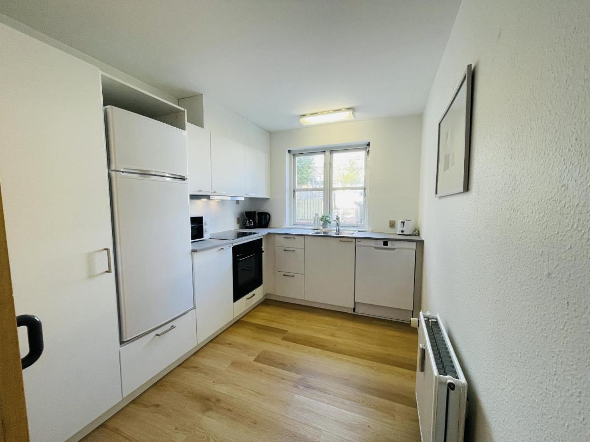 Aday - Central Terrace Apartment In Hjørring Esterno foto